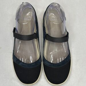 Dansko Raeane Blue and White Sandals Sneakers Flats 10